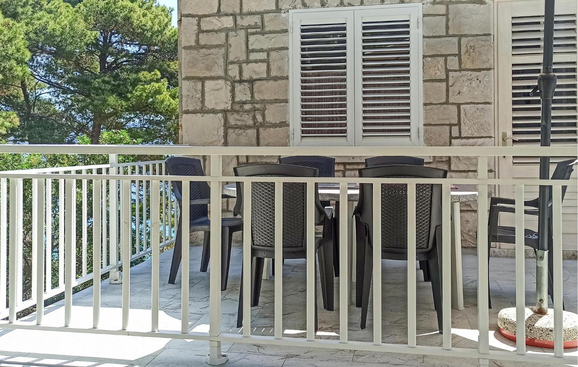 Amazing Apartment In Lumbarda With Kitchen Εξωτερικό φωτογραφία