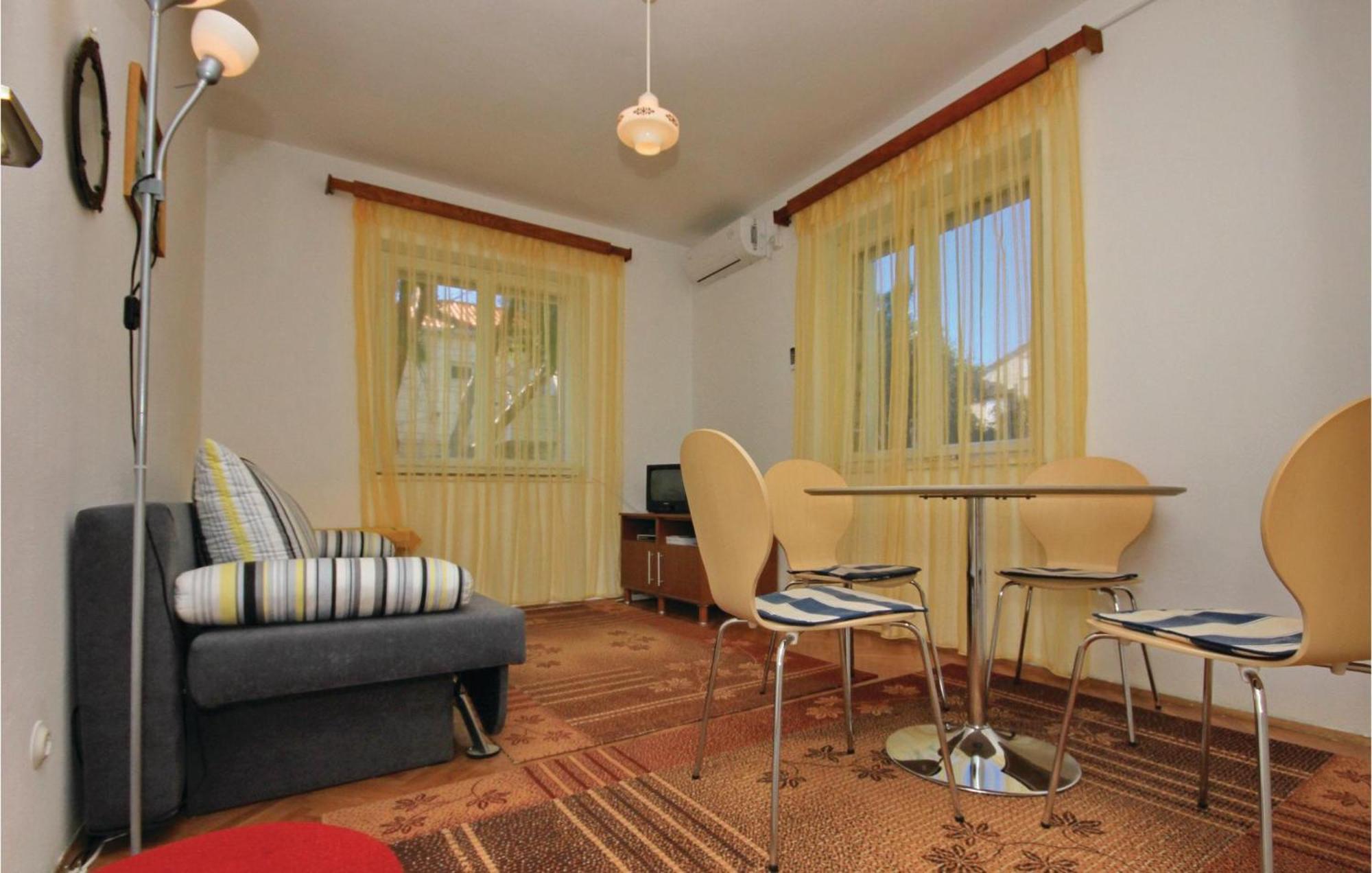Amazing Apartment In Lumbarda With Kitchen Εξωτερικό φωτογραφία