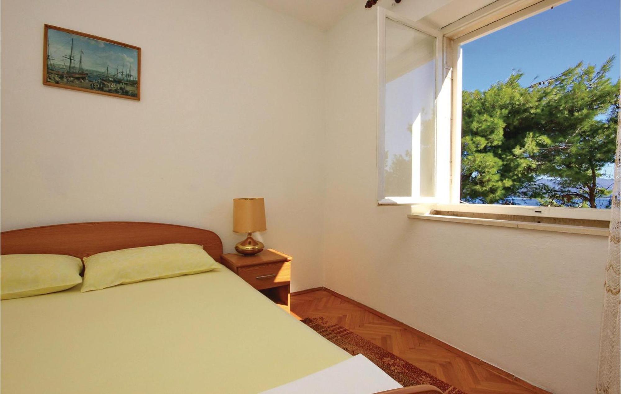 Amazing Apartment In Lumbarda With Kitchen Εξωτερικό φωτογραφία