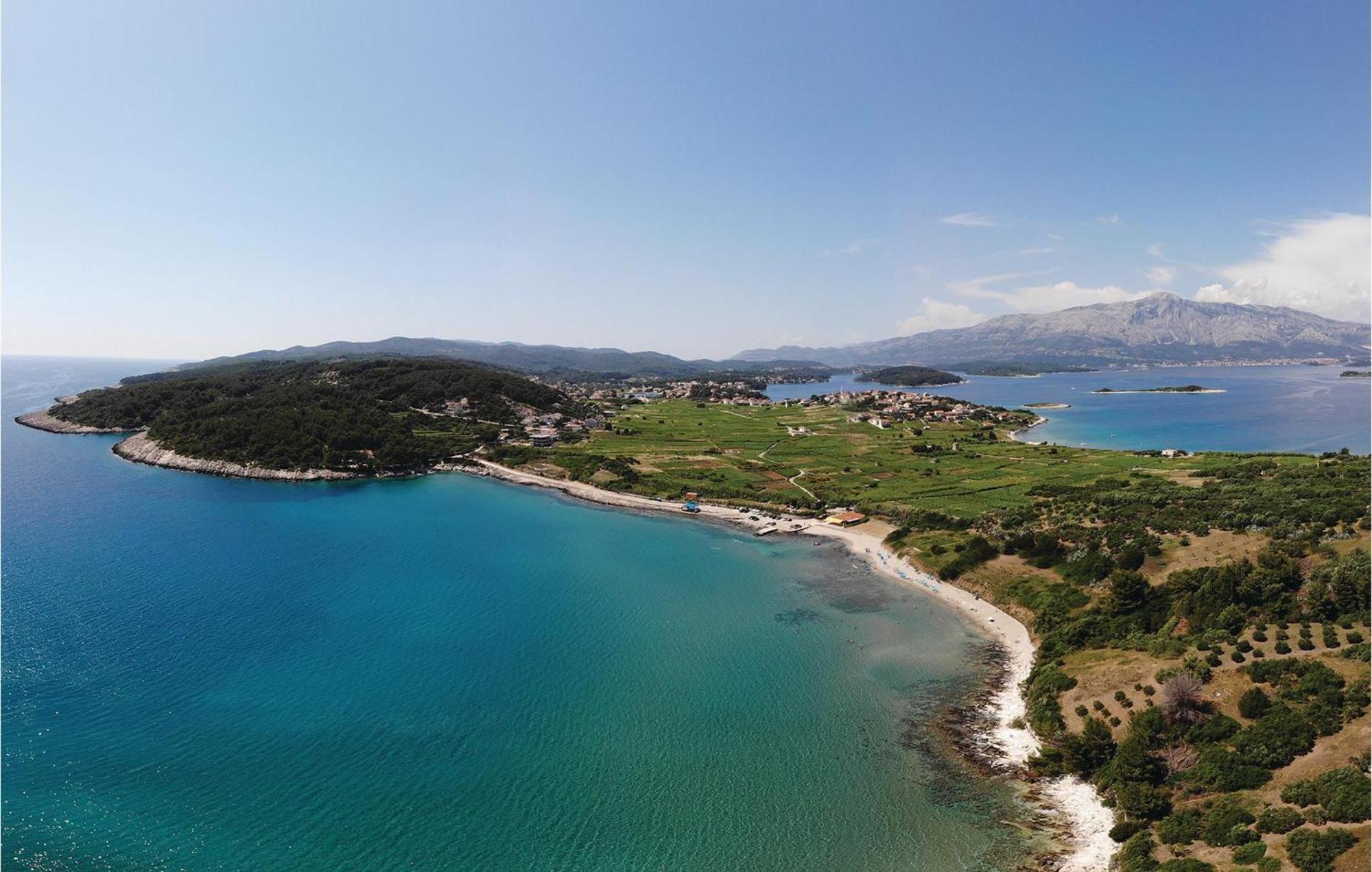 Amazing Apartment In Lumbarda With Kitchen Εξωτερικό φωτογραφία